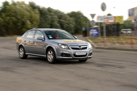 Opel Vectra опель вектра тест-драйв тестдрайв тест драйв цена характеристики фотогалерея фото обои
