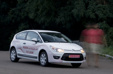 Новый Citroen С4 выходит на подиум