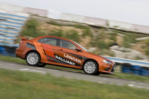 Mitsubishi Lancer X Ralliart test-drive Митсубиси Лансер Икс Раллиарт тест-драйв