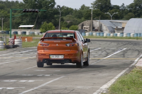 Mitsubishi Lancer X Ralliart test-drive Митсубиси Лансер Икс Раллиарт тест-драйв