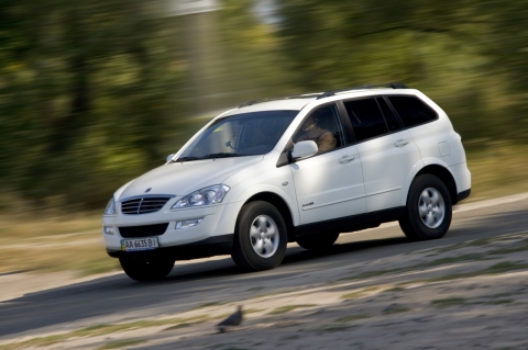 SsangYong Kyron объединяет и  то, и другое