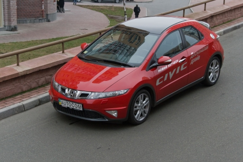 Honda Civic 5D для молодых душой и телом